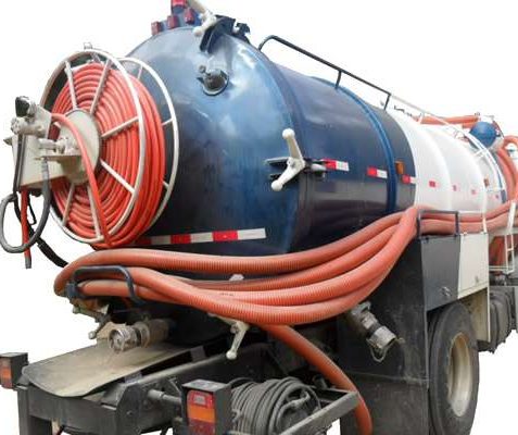 Caminhão de Hidrojateamento e Limpa Fossa