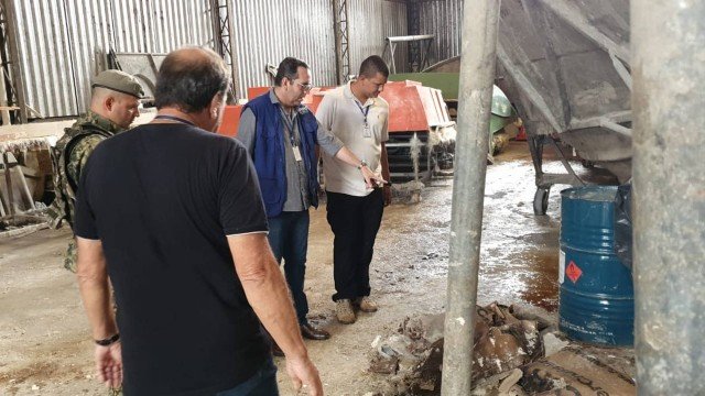 Empresas são fechadas e notificadas em operação contra despejo irregular