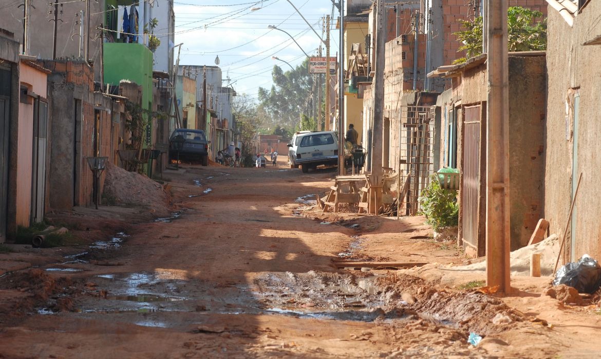 rgãos internacionais recomendam atenção ao saneamento básico Dourados Agora