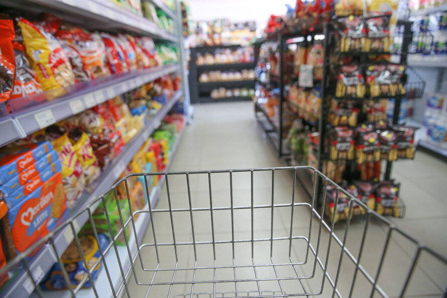 Supermercados fecham nos próximos domingos em Curitiba