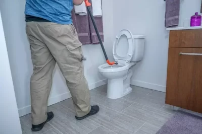 Como desentupir um ralo de tanque de lavar roupa