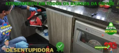 Por Que Escolher Profissionais para Desentupimento em Pinhais?