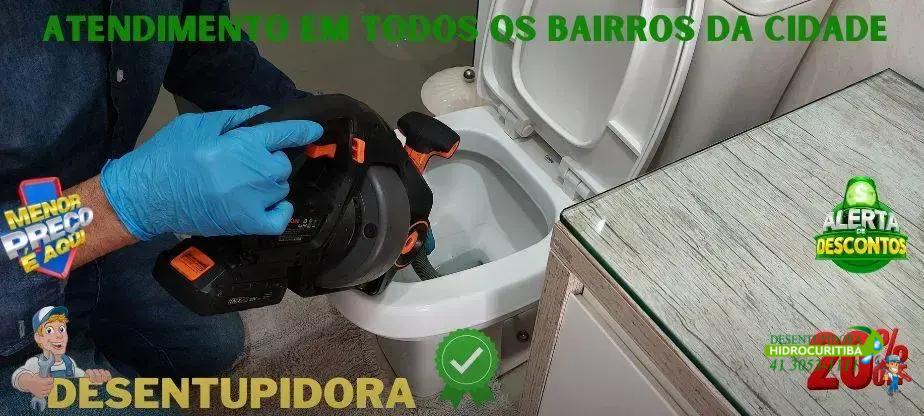 Desentupidora no Bairro Alto Boqueirão em Curitiba 2 Limpeza de caixa de gordura em residência no Alto Boqueirão, Curitiba