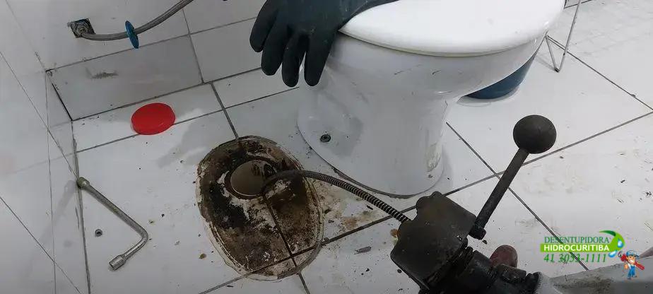 Dicas para evitar o entupimento do vaso de banheiro