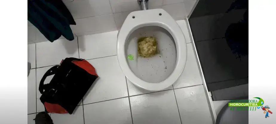 como secar fossa cheia