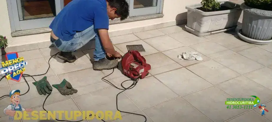 infiltração no teto do apartamento