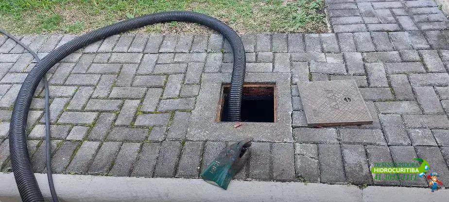 Principais causas do bueiro entupido e como evitar