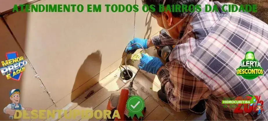 Desentupidora no Bairro Uberaba em Curitiba 1 Desentupidora atendendo um chamado no bairro Uberaba, Curitiba